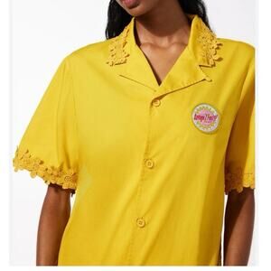 Savage x Fenty Yellow Short Sleeve Button Front Shirt Small Floral Cuff and Neck